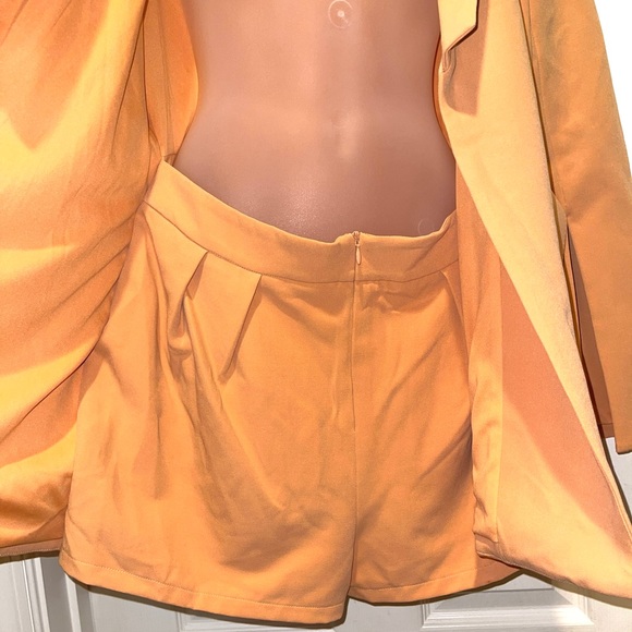 NWT Double Breasted Blazer Skort Romper, size Large - Picture 11 of 16